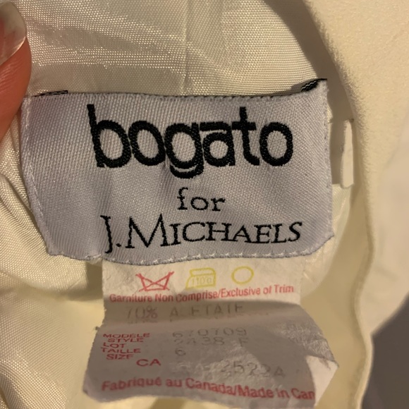 WHITE BOGATO DRESS - Picture 2 of 6